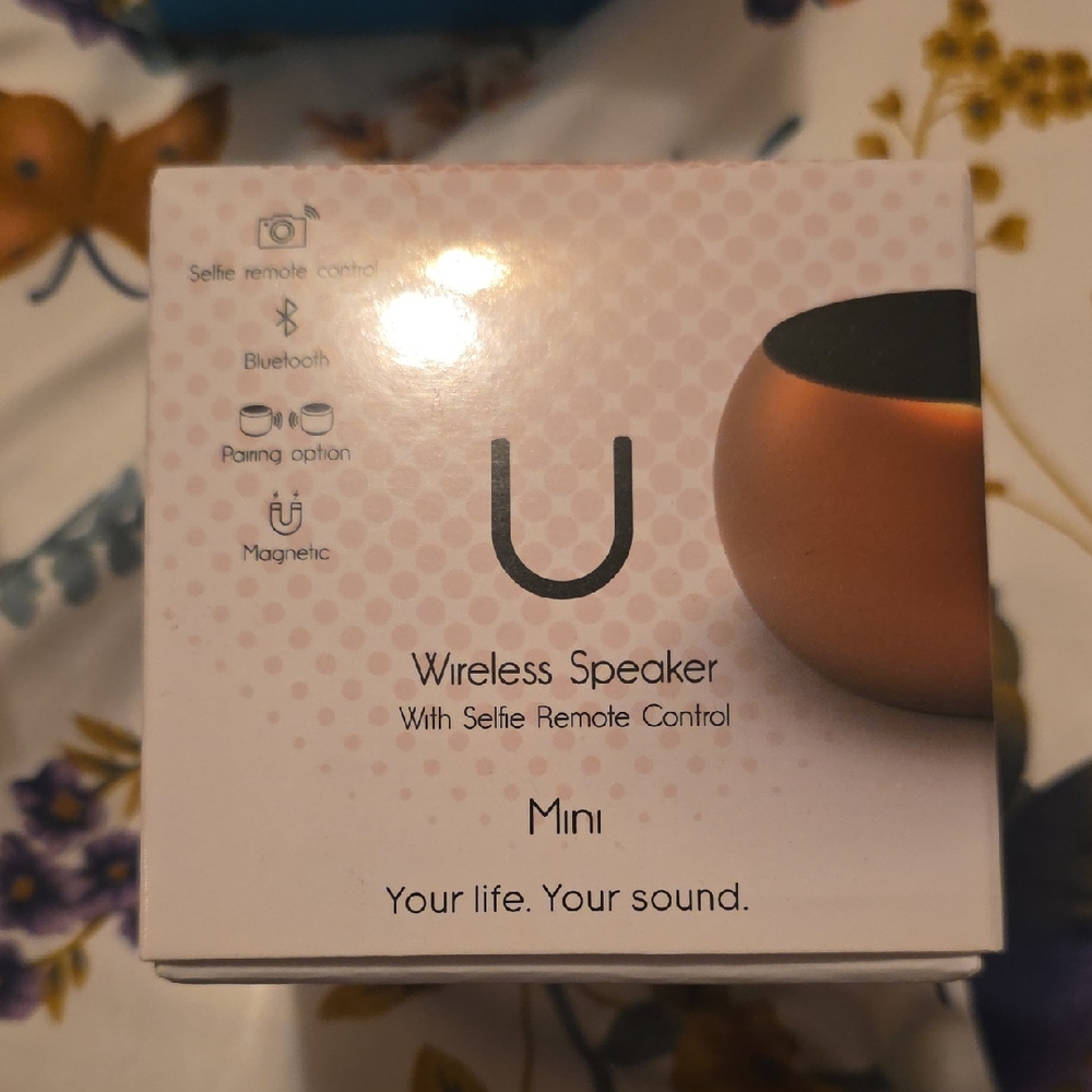 Wireless Mini Bluetooth Speaker with Selfie Remote - Copper